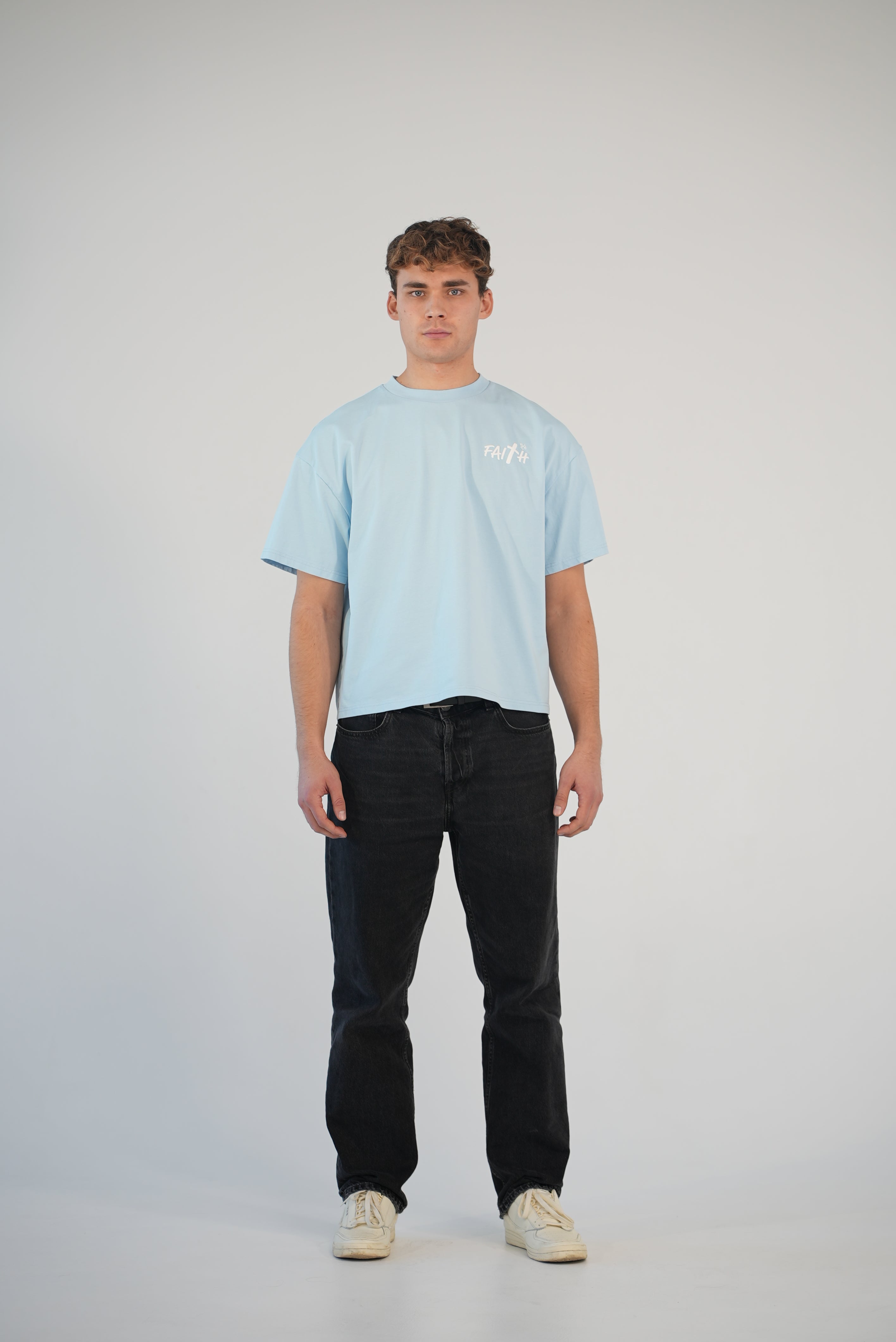 FAITH T-Shirt Babyblue